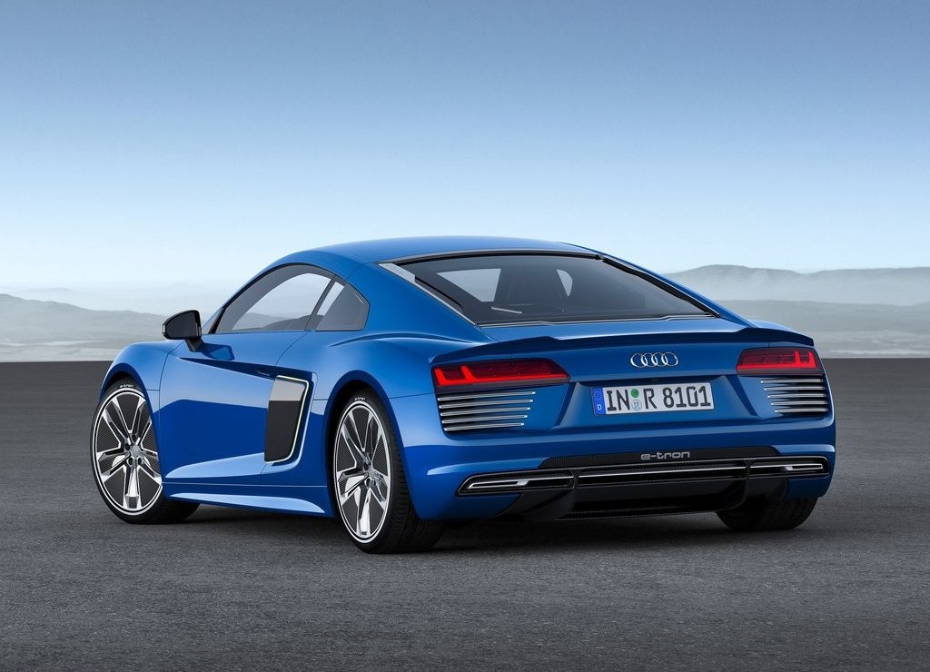 2016 - AUDI R8 E-TRON, foto 12