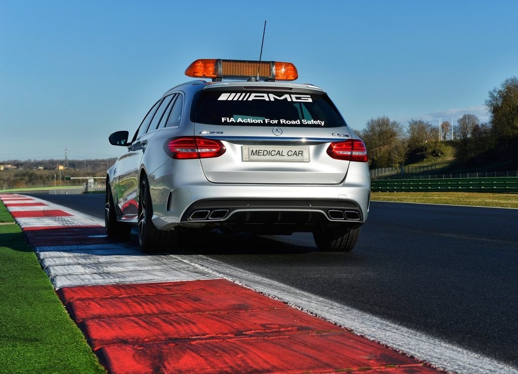 2015 - MERCEDES-AMG C 63 S ESTATE F1 MEDICAL CAR, foto 6