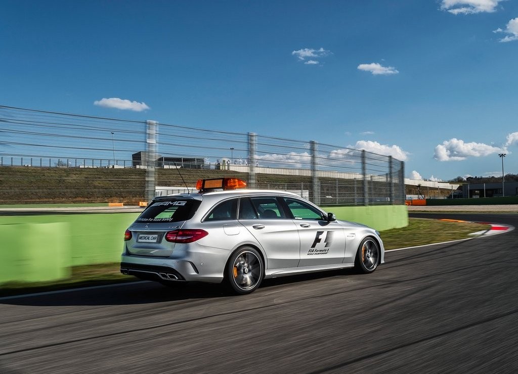 2015 - MERCEDES-AMG C 63 S ESTATE F1 MEDICAL CAR, foto 7
