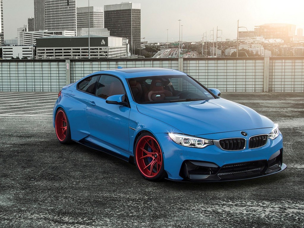 2015 - BMW M4 COUPE GTR-S4 YAS MARINA BLUE BY VORSTEINER, foto 3