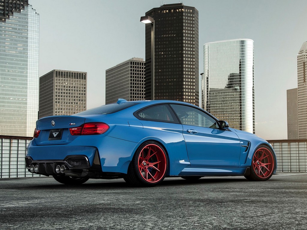 2015 - BMW M4 COUPE GTR-S4 YAS MARINA BLUE BY VORSTEINER, foto 6