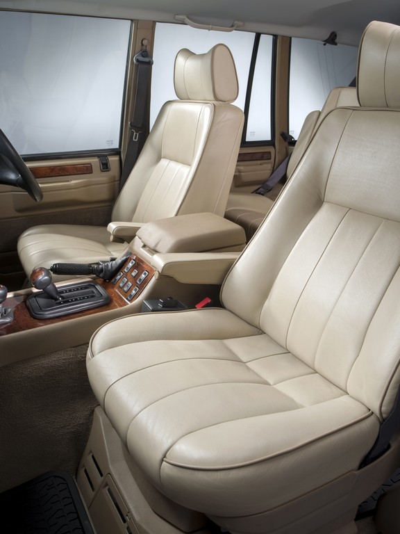 2015 - RANGE ROVER AUTOBIOGRAPHY 21 YEARS, foto 17
