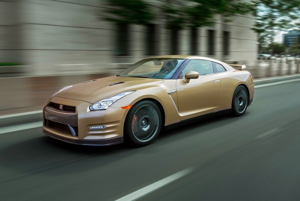 2016 - NISSAN GT-R 45TH ANNIVERSARY GOLD EDITION, foto 5
