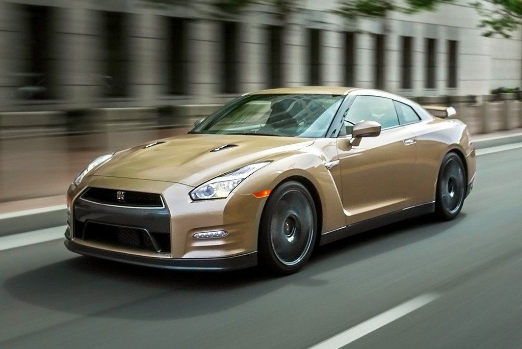 2016 - NISSAN GT-R 45TH ANNIVERSARY GOLD EDITION, foto 6