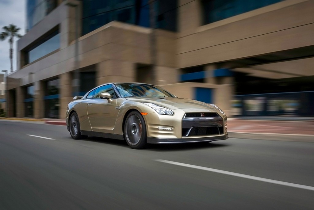 2016 - NISSAN GT-R 45TH ANNIVERSARY GOLD EDITION, foto 7