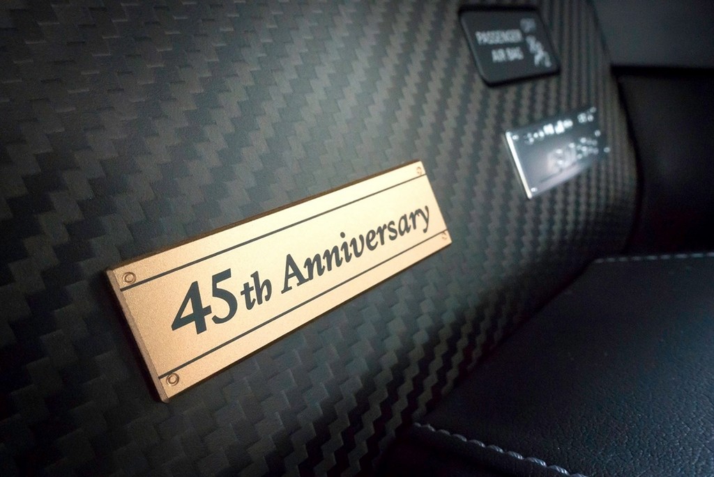 2016 - NISSAN GT-R 45TH ANNIVERSARY GOLD EDITION, foto 16