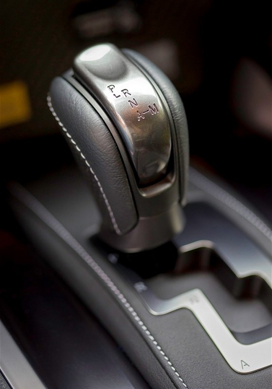 2016 - NISSAN GT-R 45TH ANNIVERSARY GOLD EDITION, foto 17