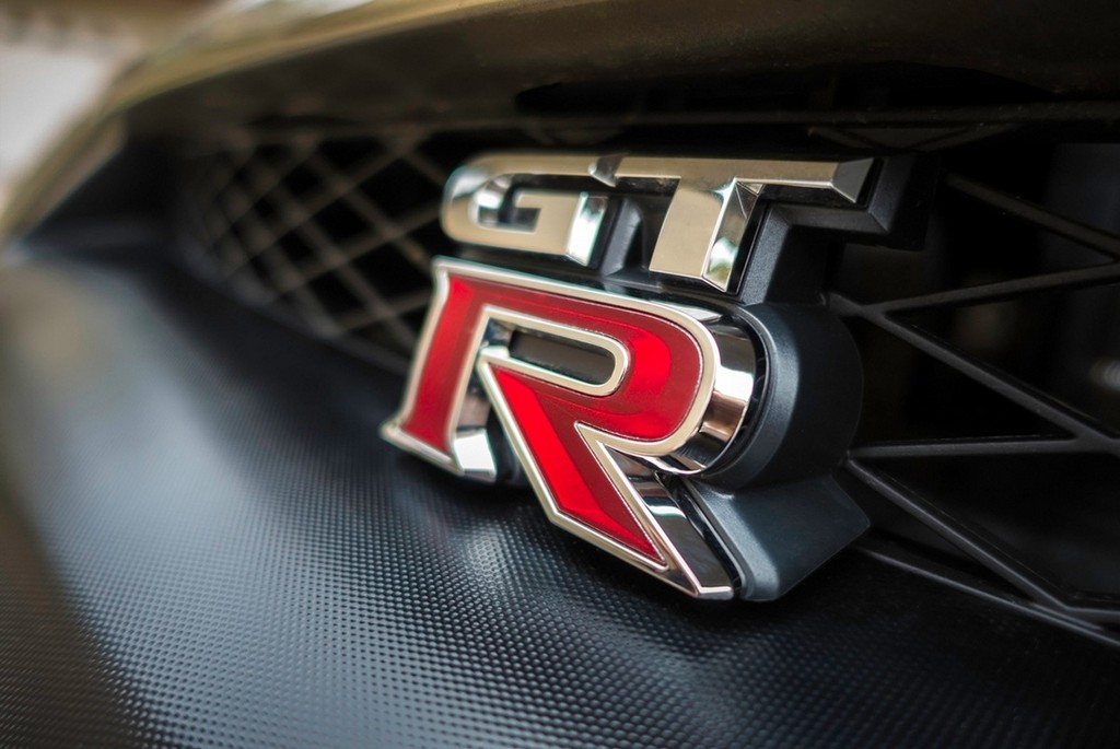 2016 - NISSAN GT-R 45TH ANNIVERSARY GOLD EDITION, foto 20