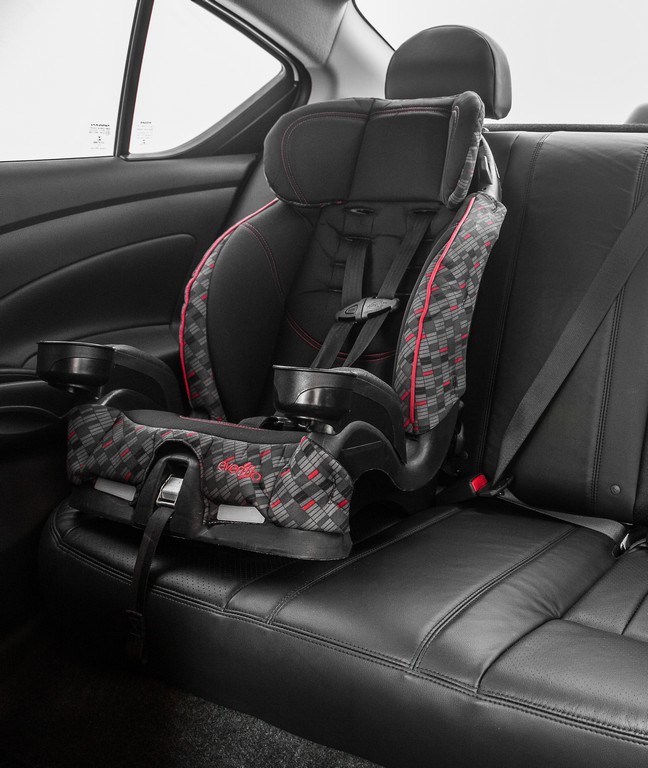 2015 - NISSAN VERSA, foto 51