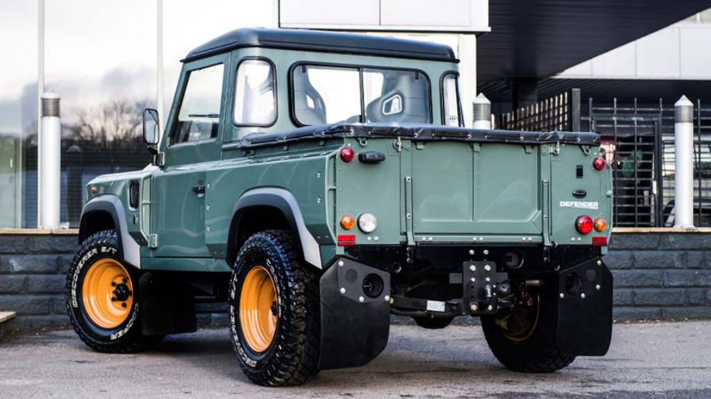 2015 - LAND ROVER DFENDER PICK-UP CWT BY KAHN, foto 2