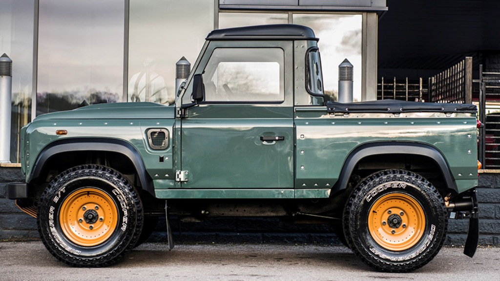 2015 - LAND ROVER DFENDER PICK-UP CWT BY KAHN, foto 3