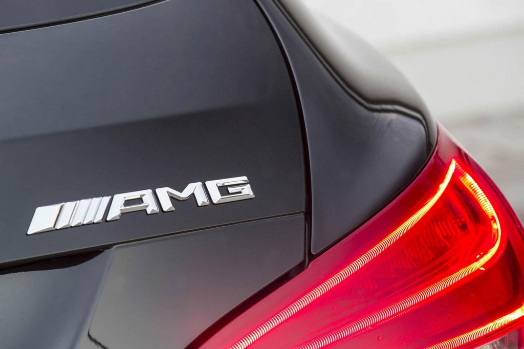 2015 - MERCEDES-AMG CLA 45 SHOOTING BRAKE ORANGE ART EDITION, foto 17