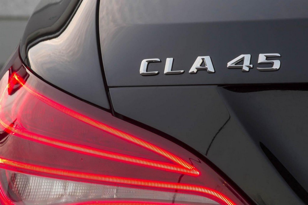2015 - MERCEDES-AMG CLA 45 SHOOTING BRAKE ORANGE ART EDITION, foto 18