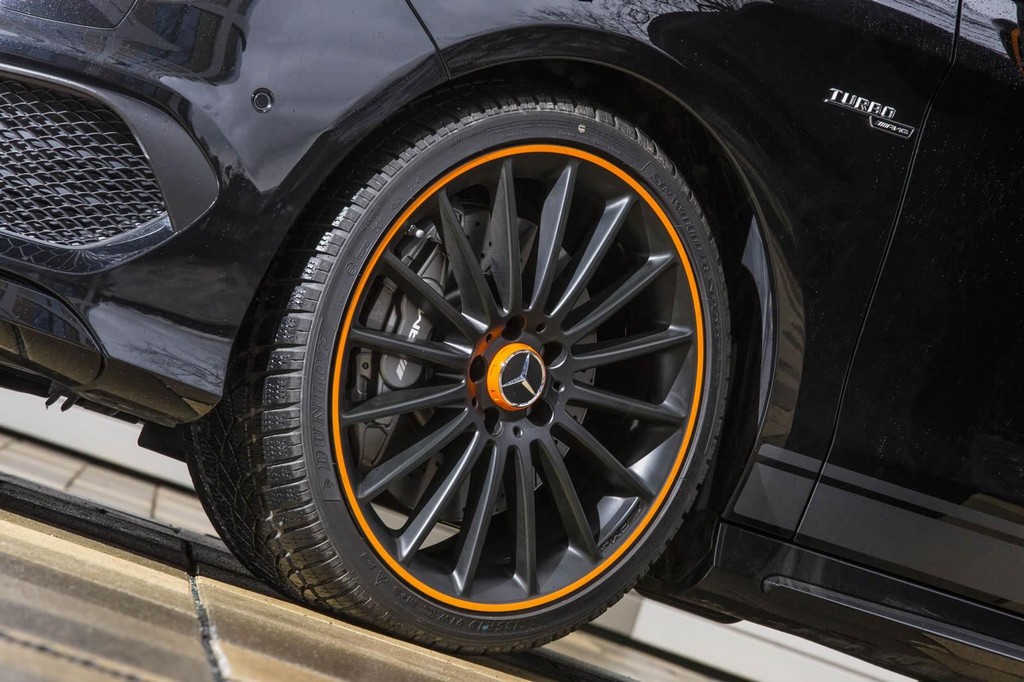 2015 - MERCEDES-AMG CLA 45 SHOOTING BRAKE ORANGE ART EDITION, foto 20