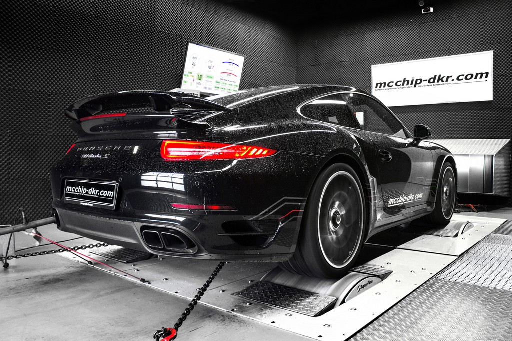 2015 - PORSCHE 911 TURBO S BY McCHIP-DKR, foto 7