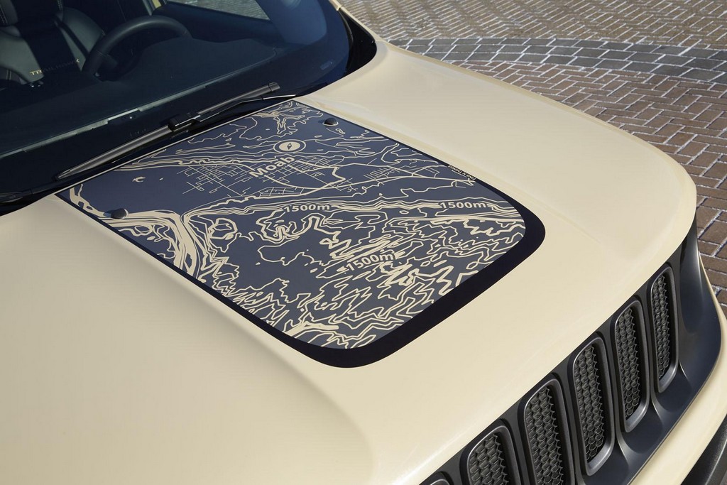 2015 - JEEP RENEGADE DESERT HAWK, foto 3