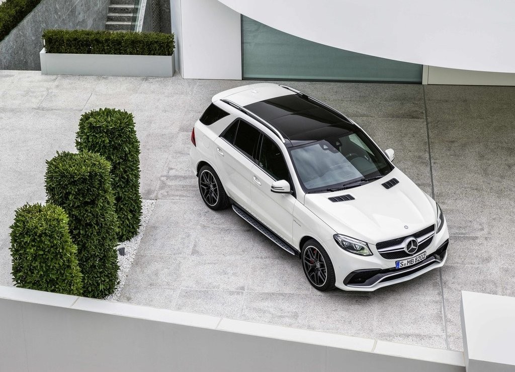 2016 - MERCEDES-AMG GLE 63, foto 4