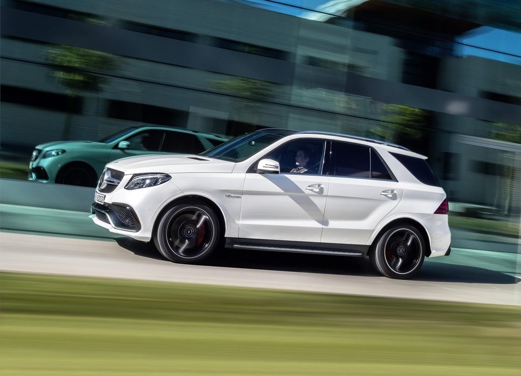 2016 - MERCEDES-AMG GLE 63, foto 10