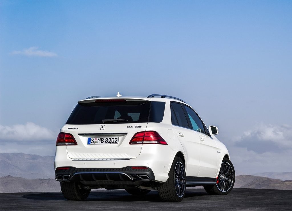 2016 - MERCEDES-AMG GLE 63, foto 12