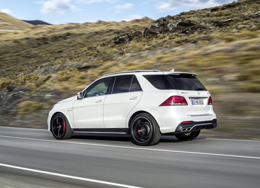 2016 - MERCEDES-AMG GLE 63, foto 13