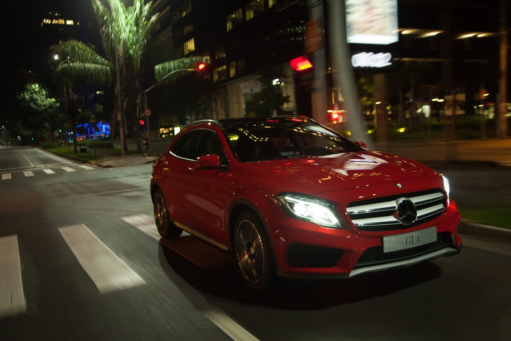 2015 - MERCEDES-BENZ GLA 250, foto 1