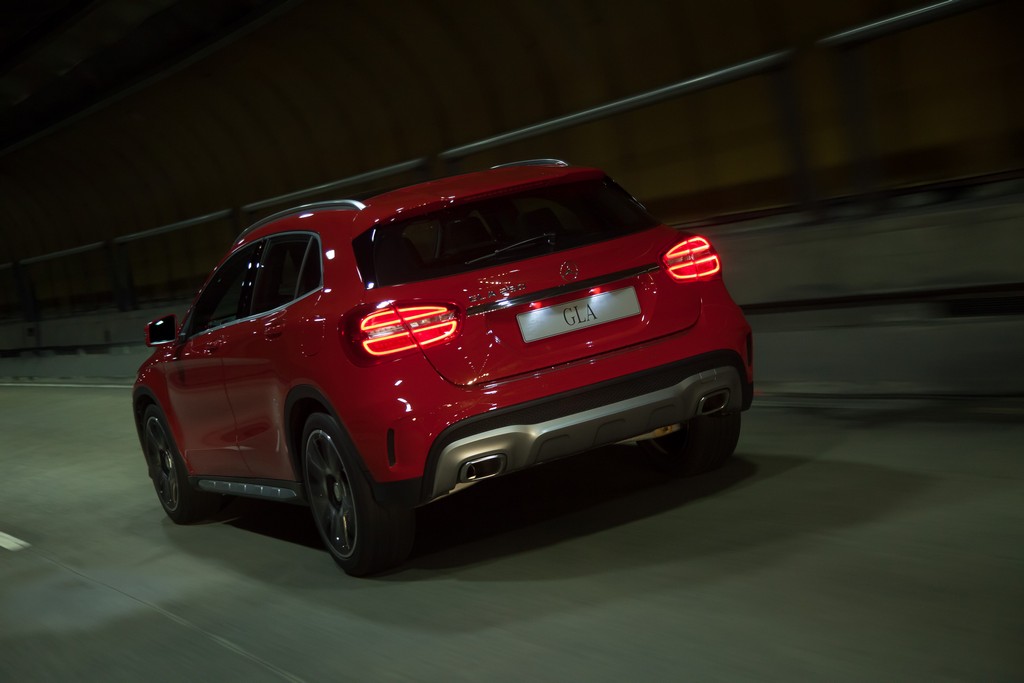 2015 - MERCEDES-BENZ GLA 250, foto 14
