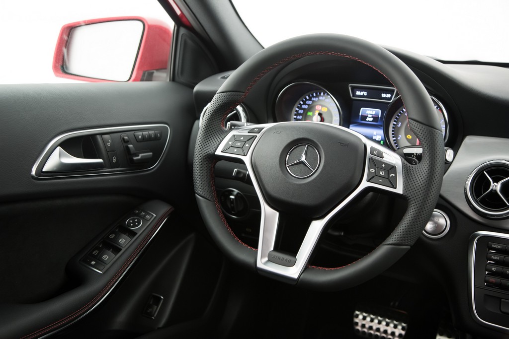 2015 - MERCEDES-BENZ GLA 250, foto 91
