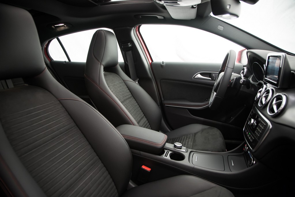 2015 - MERCEDES-BENZ GLA 250, foto 120