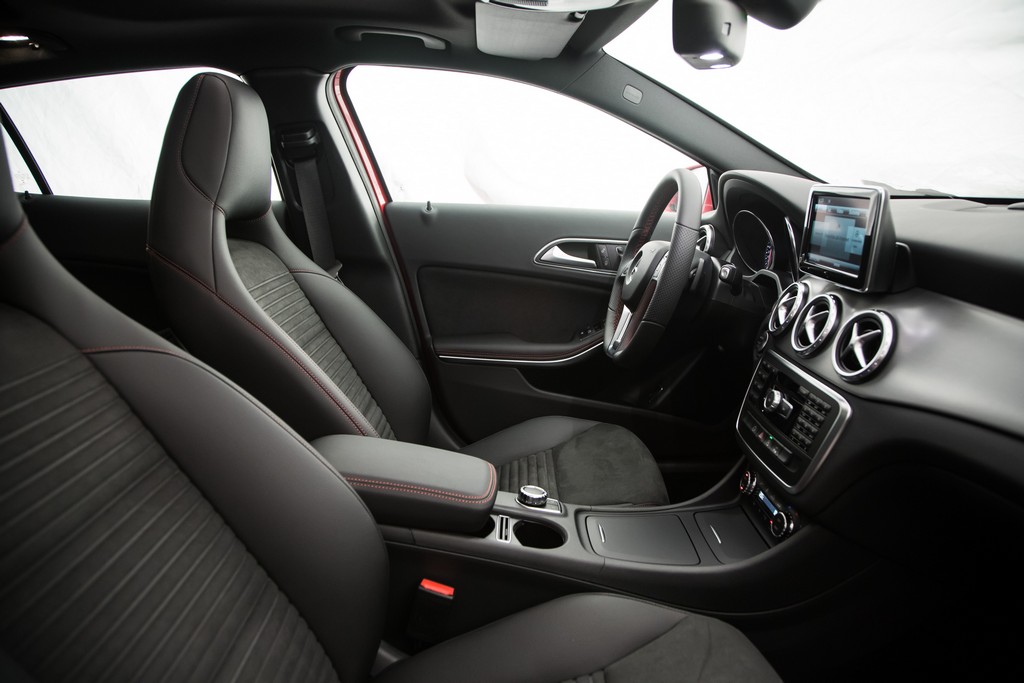 2015 - MERCEDES-BENZ GLA 250, foto 121