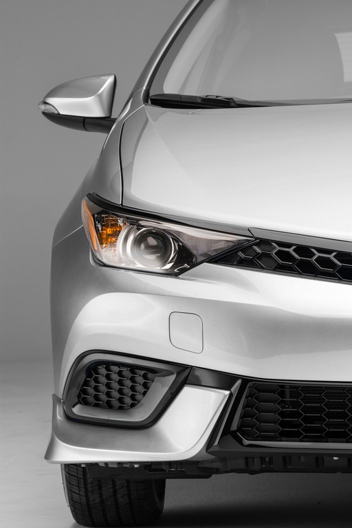 2016 - SCION iM, foto 38