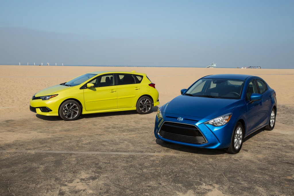 2016 - SCION iM, foto 40