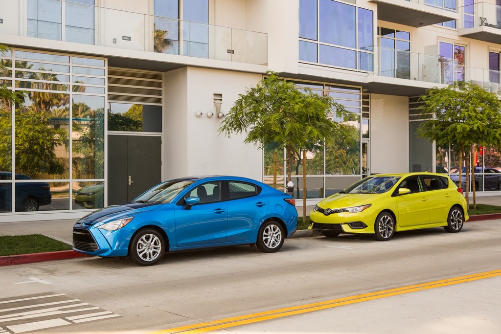 2016 - SCION iM, foto 42