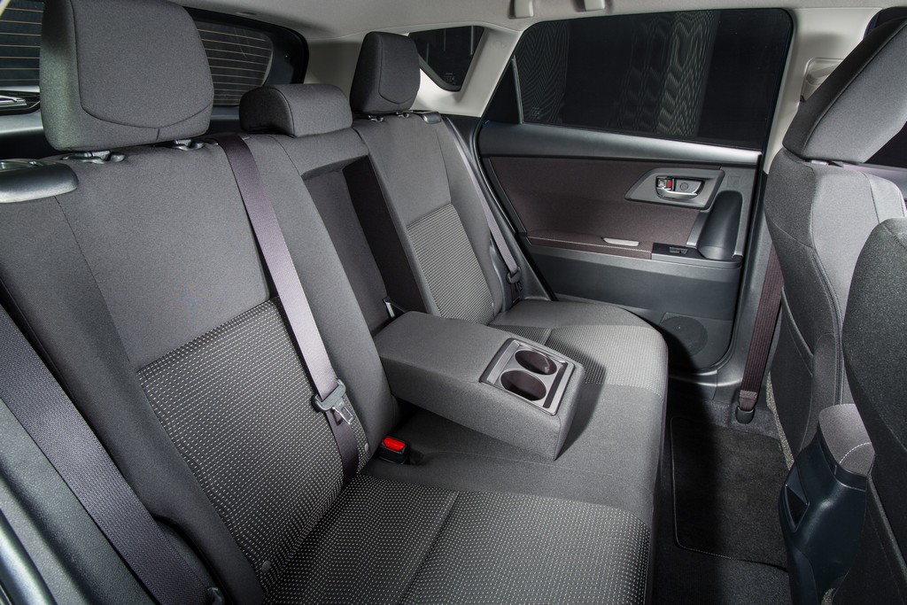 2016 - SCION iM, foto 65