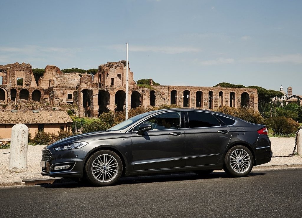2015 - FORD VIGNALE MONDEO, foto 17