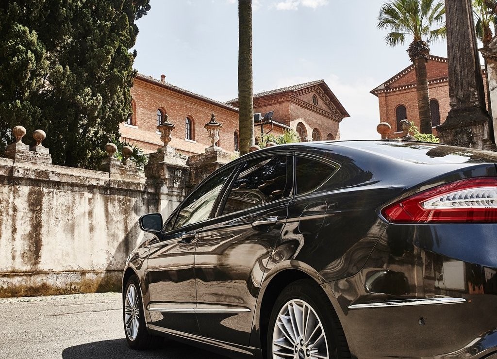 2015 - FORD VIGNALE MONDEO, foto 41