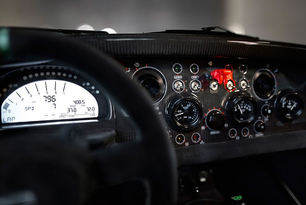 2015 - DONKERVOORT D8 GTO BARE NAKED CARBON EDITION, foto 12
