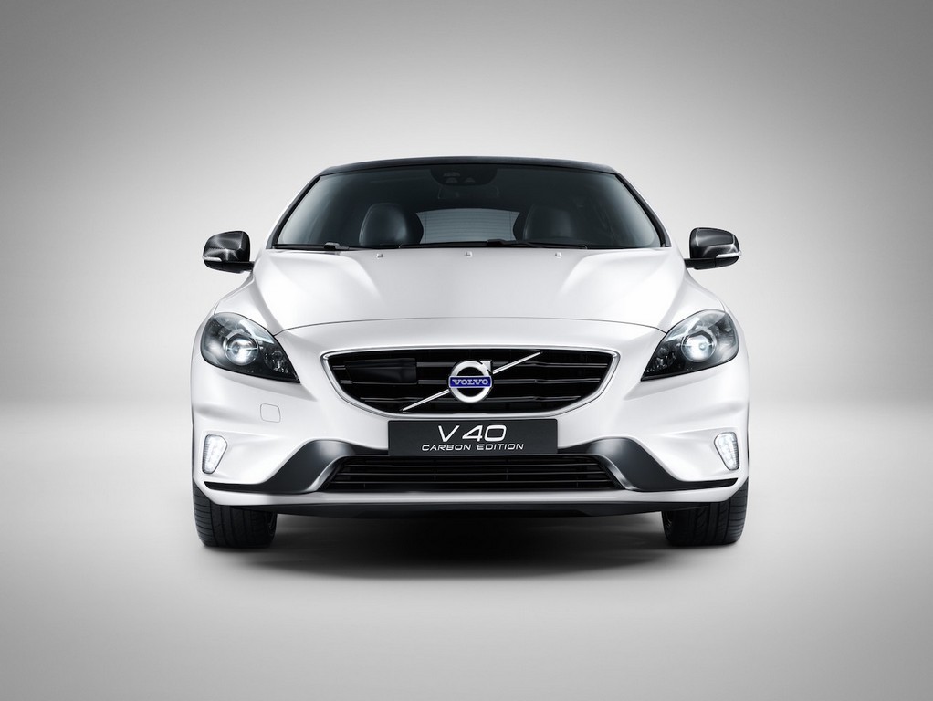 2015 - VOLVO V40 CARBON EDITION, foto 1