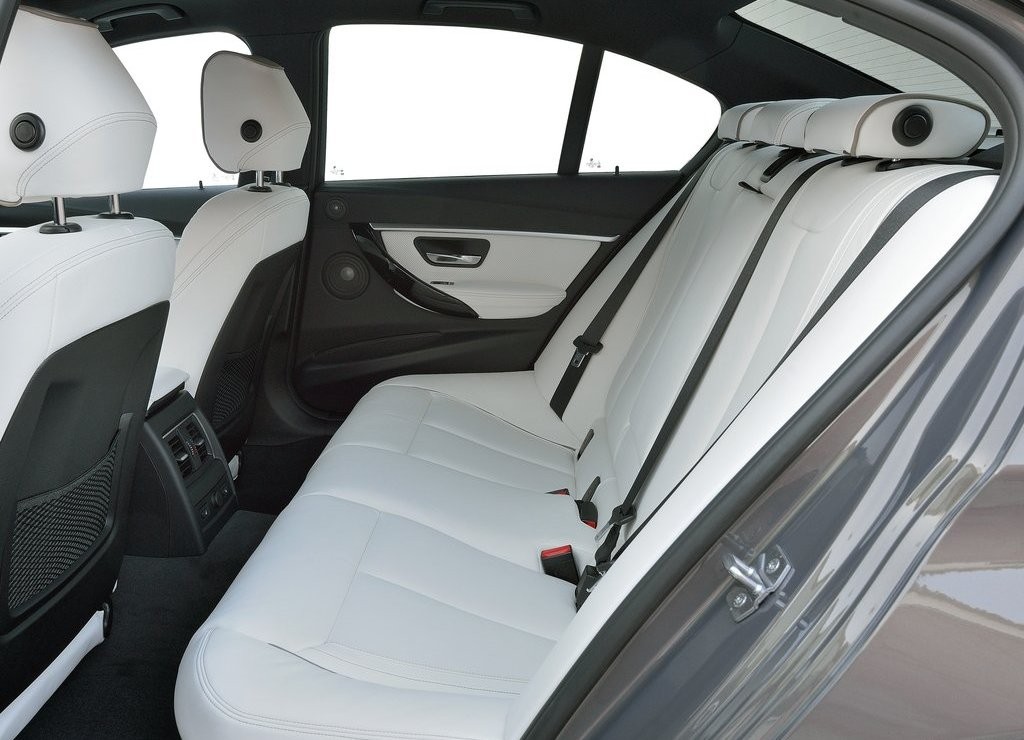 2016 - BMW 3 SERIES SEDAN, foto 44