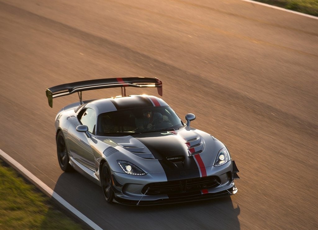 DODGE VIPER ACR, foto 9
