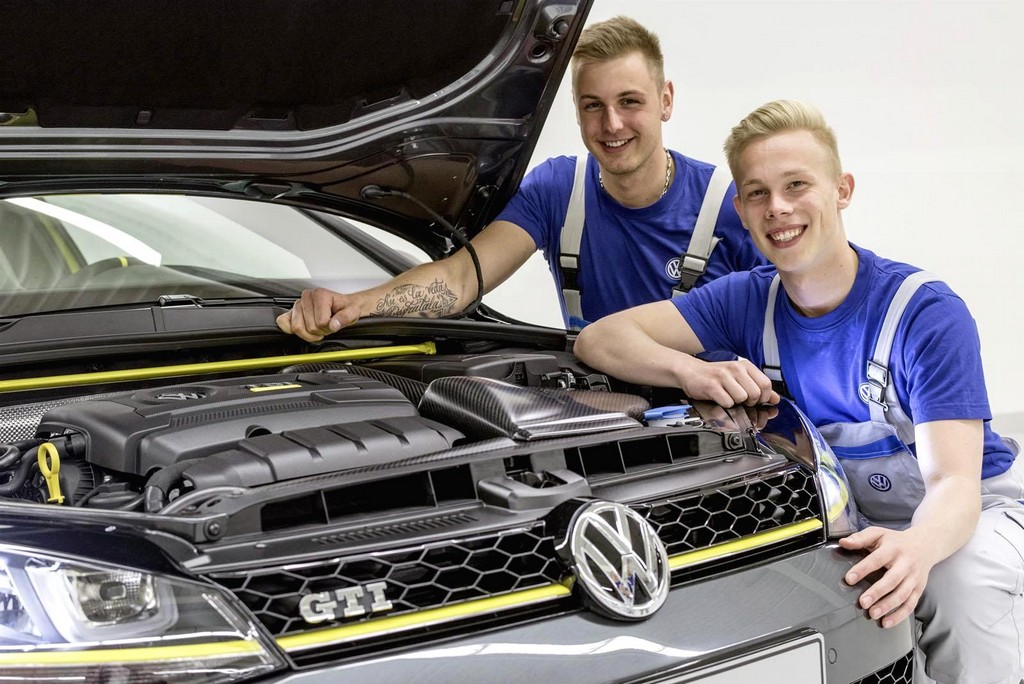 2015 - VOLKSWAGEN GOLF GTI DARK SHINE CONCEPT, foto 12