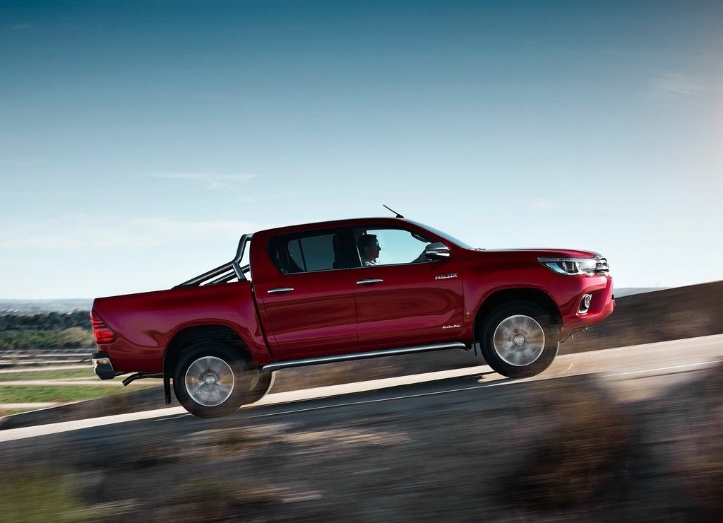 2016 - TOYOTA NEW HILUX, foto 35