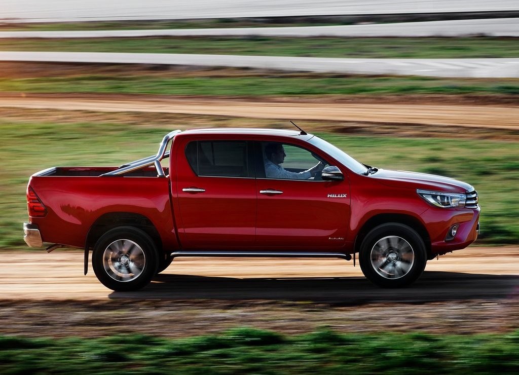2016 - TOYOTA NEW HILUX, foto 36
