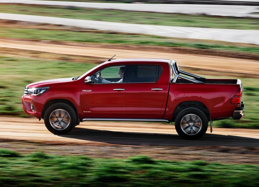 2016 - TOYOTA NEW HILUX, foto 37