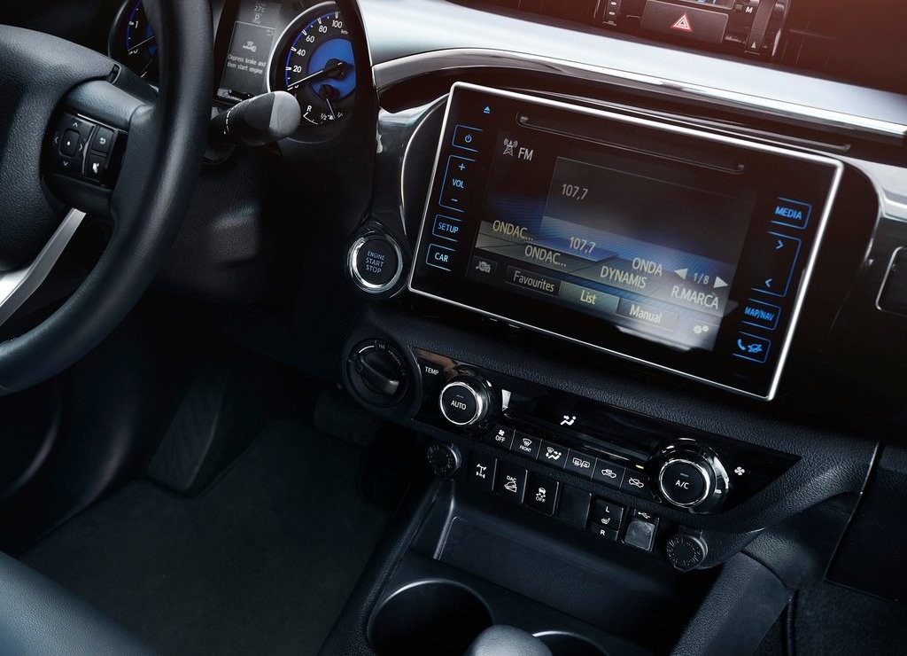 2016 - TOYOTA NEW HILUX, foto 95