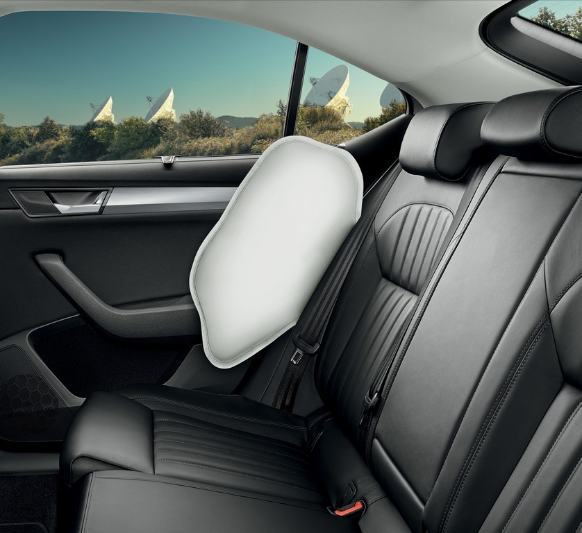 2016 - SKODA SUPERB COMBI, foto 24