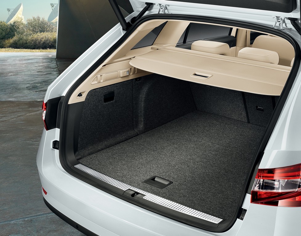 2016 - SKODA SUPERB COMBI, foto 53