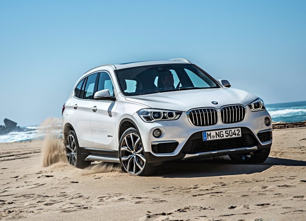 2016 - BMW X1, foto 1