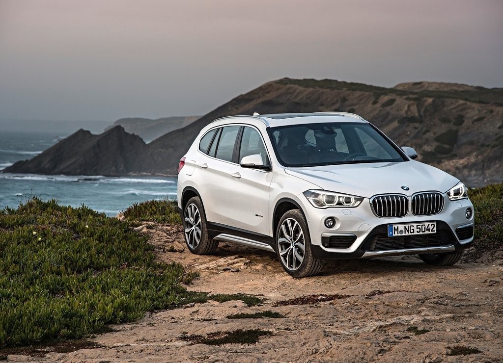 2016 - BMW X1, foto 2
