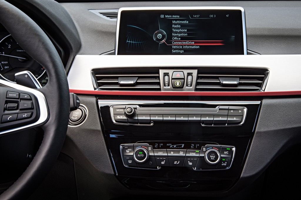 2016 - BMW X1, foto 219