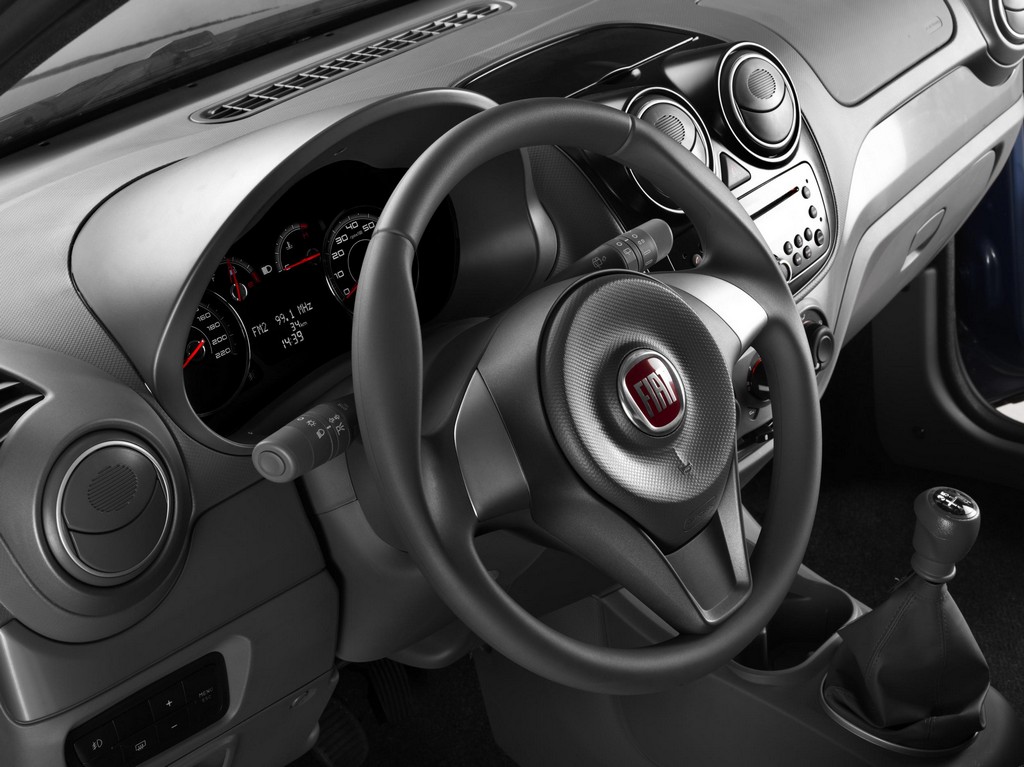 2016 - FIAT NOVO PALIO ATTRACTIVE, foto 32